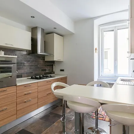 Family - Center Apartamento Trieste